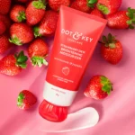 Buy Dot & Key Strawberry Brightening Moisturizer in Nepal from Beautix Nepal. Lightweight hydration with Niacinamide glow care.