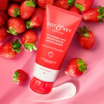 Buy Dot & Key Strawberry Brightening Moisturizer in Nepal from Beautix Nepal. Lightweight hydration with Niacinamide glow care.